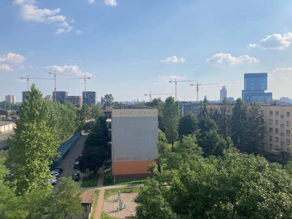 Апартаменты Katowice Apartament Spodek Modrzewiowa 24 Экстерьер фото