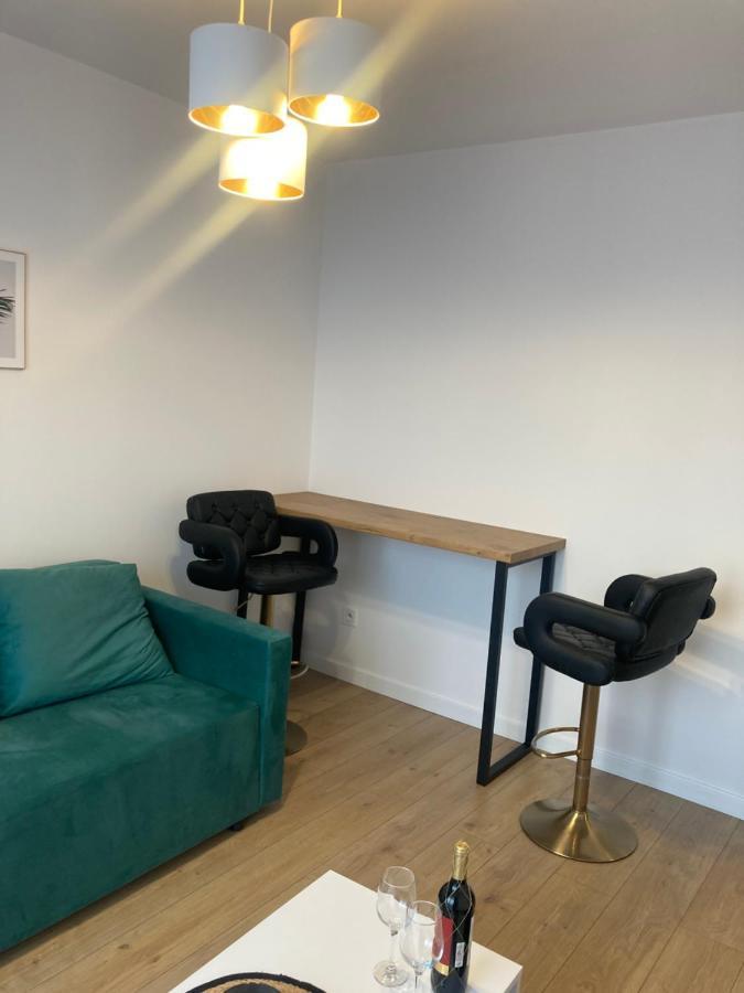 Апартаменты Katowice Apartament Spodek Modrzewiowa 24 Экстерьер фото