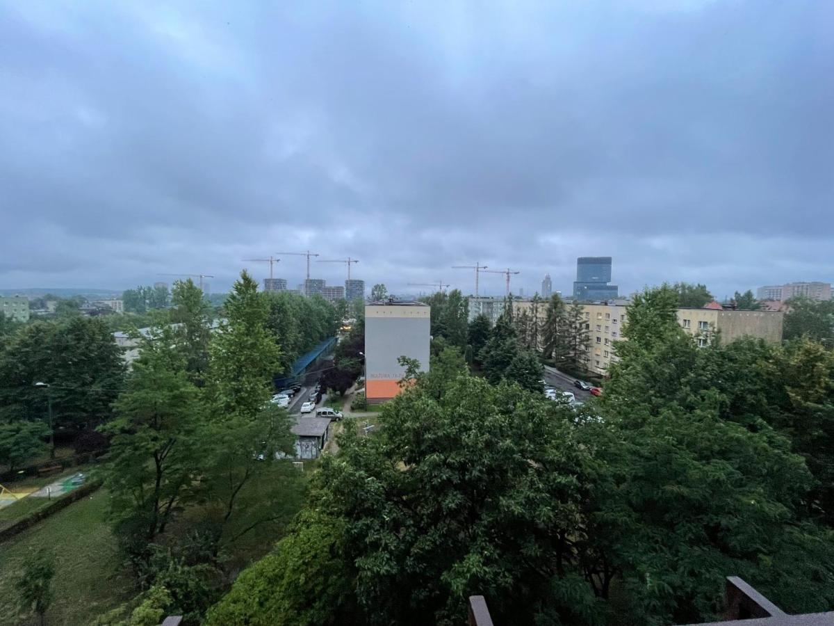 Апартаменты Katowice Apartament Spodek Modrzewiowa 24 Экстерьер фото